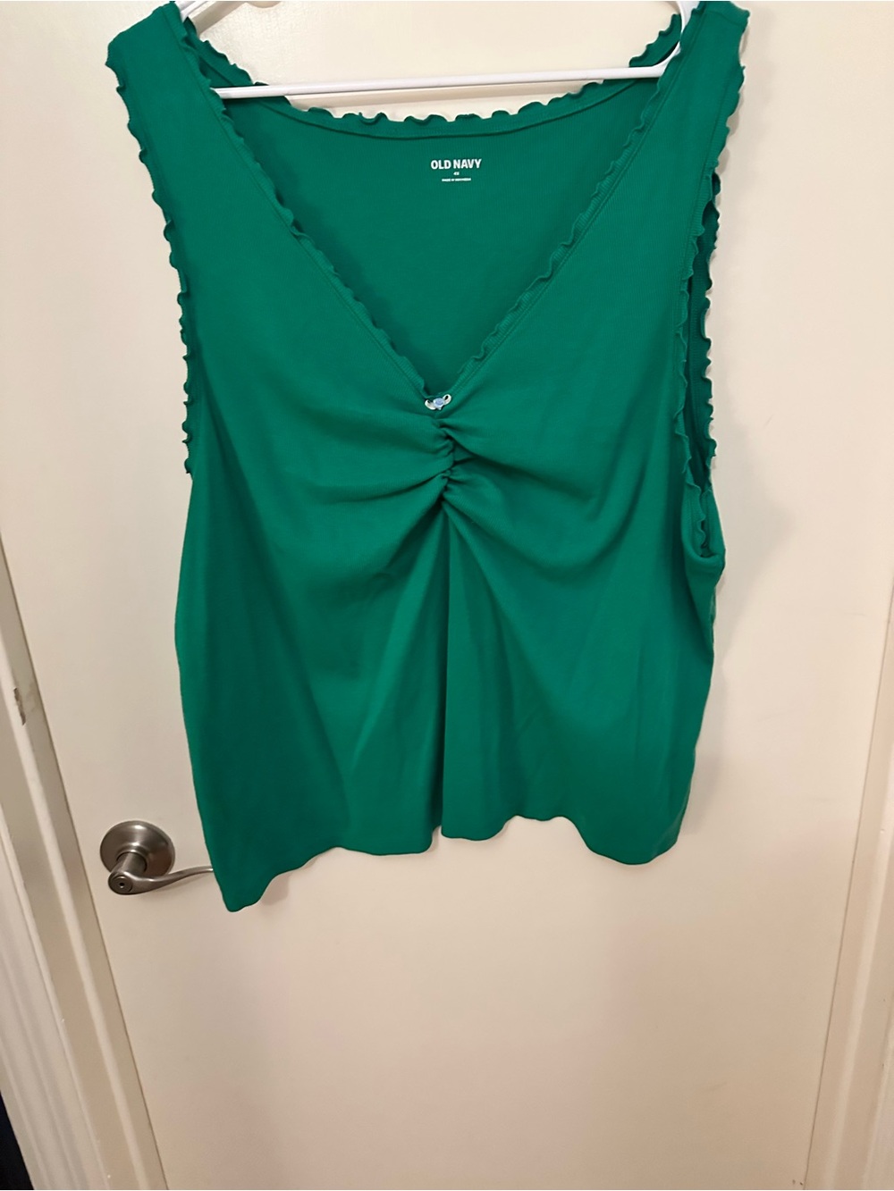 Old Navy Women's Emerald Green V-Neck Ruched Tank